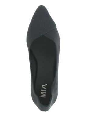 MIA Women's Black Pointed Knit Slip-On Flats size 8.5
